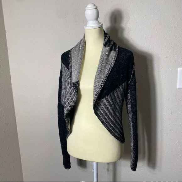 Cabi Black & Gray Shawl Collar Drapped Open Front Knit Cardigan Women's Medium - Picture 13 of 13